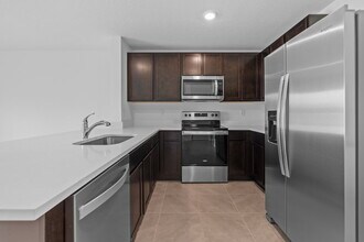 8235 SW 67th Ave in Ocala, FL - Building Photo - Building Photo