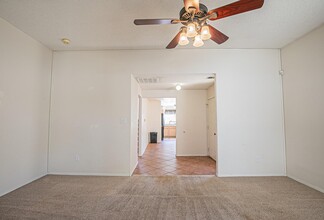 11311 Campo Del Oso Ave in Albuquerque, NM - Building Photo - Building Photo