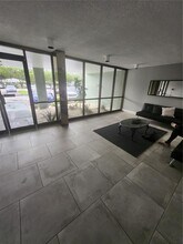 2771 Taft St, Unit 111 in Hollywood, FL - Building Photo - Building Photo