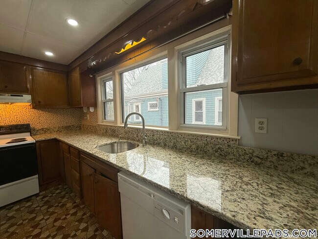 95 Kidder Ave in Somerville, MA - Foto de edificio - Building Photo