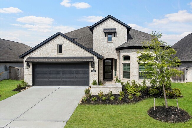 property at 11307 Cosmopolitan Dr