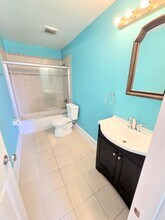 1827 East Capitol St SE in Washington, DC - Foto de edificio - Building Photo