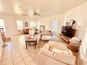 5403 Evans Ave in Austin, TX - Building Photo - Building Photo