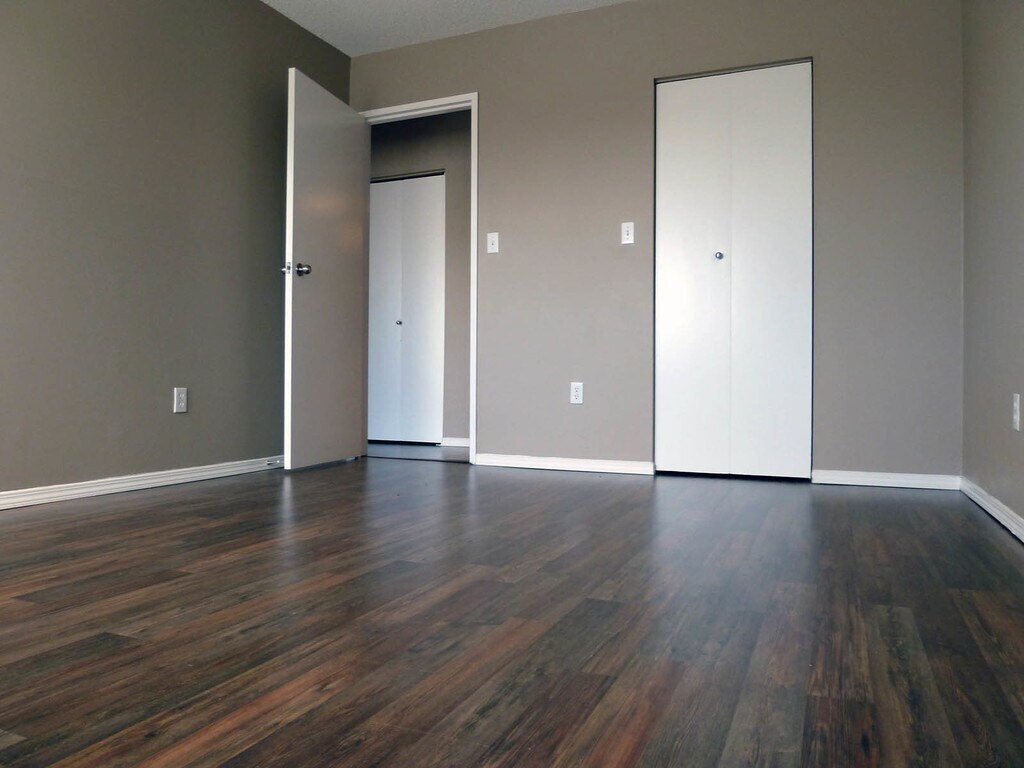 Imperial Parkside Apartments Surrey, BC Apartments For Rent