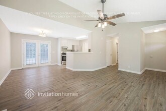 1015 Rolling Meadow Dr in Mount Juliet, TN - Foto de edificio - Building Photo