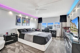 1150 Hillsboro Mile, Unit 1016 in Hillsboro Beach, FL - Building Photo - Building Photo