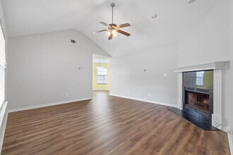 1124 Bridlewood Path in Fort Walton Beach, FL - Building Photo - Building Photo