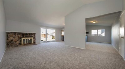 2650 Fargo Way in Sparks, NV - Building Photo - Building Photo