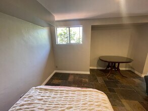 3331 Dickens St, Unit Studio 2 in San Diego, CA - Building Photo - Building Photo
