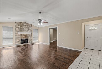 214 Mapleridge Dr in Rockwall, TX - Building Photo - Building Photo