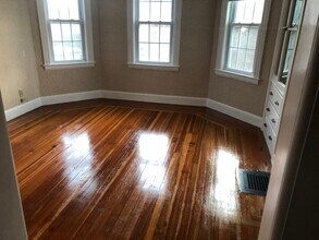 44 N Payne St, Unit 44 NP in Quincy, MA - Foto de edificio - Building Photo