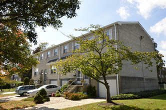 Darby Townhouses in Sharon Hill, PA - Building Photo - Building Photo