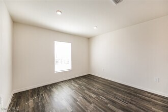 3803 NW 45th Terrace in Cape Coral, FL - Building Photo - Building Photo
