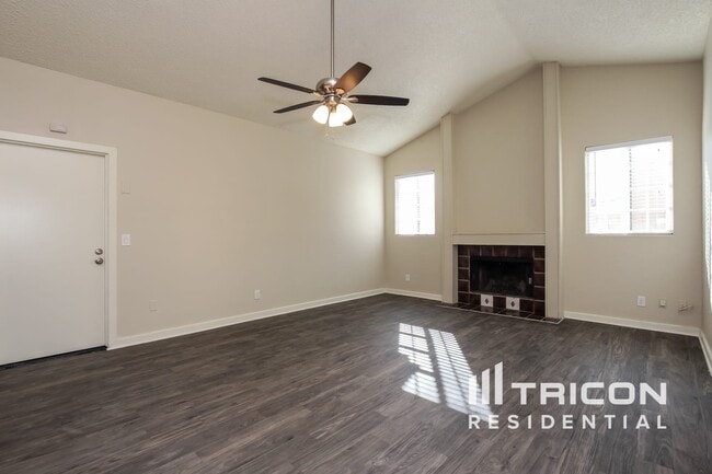 7718 W Hazelwood St in Phoenix, AZ - Building Photo - Building Photo
