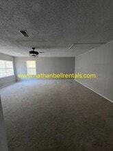 695 32nd St SE in Paris, TX - Building Photo - Building Photo