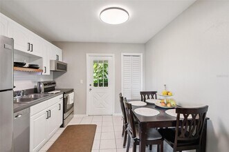 5615 67th Ave N, Unit 5615 in Pinellas Park, FL - Foto de edificio - Building Photo