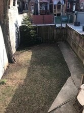 1336 Kenyon St NW in Washington, DC - Foto de edificio - Building Photo