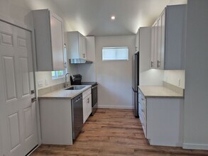 1689 S Alaniu Pl in Kihei, HI - Building Photo - Building Photo