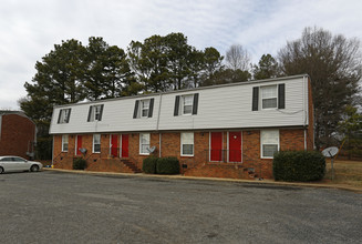 Windsong Apartments in Gastonia, NC - Building Photo - Building Photo