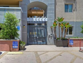 3857 Pell Pl, Unit Unit 103 in San Diego, CA - Building Photo - Building Photo