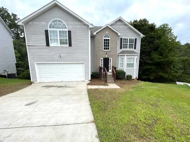 4056 Arnolds Mill Overpass in Douglasville, GA - Foto de edificio