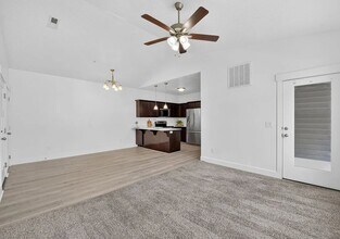 1807 W Eaglewood Dr in Saratoga Springs, UT - Building Photo - Building Photo