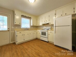 2105 Bertha St in Kannapolis, NC - Building Photo - Building Photo