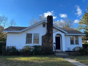 120 S Main St in Water Valley, MS - Building Photo - Building Photo