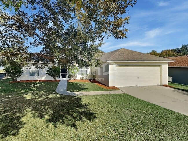 property at 1037 Sandhill St