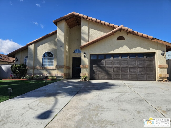 31765 Victor Rd in Cathedral City, CA - Building Photo - Building Photo