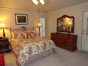 2304 Canyon Valley Trail in Plano, TX - Foto de edificio - Building Photo