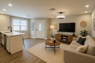 28 Otis St in Somerville, MA - Building Photo