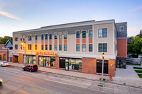 Boulevard Commons in Milwaukee, WI - Building Photo - Building Photo