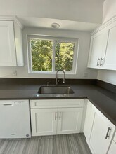 10823 Camarillo St, Unit 10823 in North Hollywood, CA - Foto de edificio - Building Photo