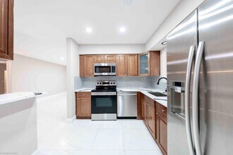 120 SW 29th Terrace in Fort Lauderdale, FL - Building Photo - Building Photo