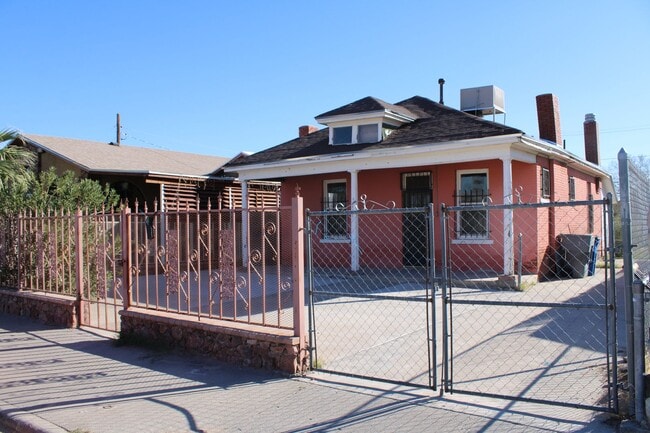 property at 3114 E Missouri Ave