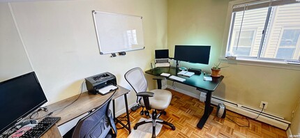 99 Marion St, Unit 1 in Somerville, MA - Foto de edificio - Building Photo
