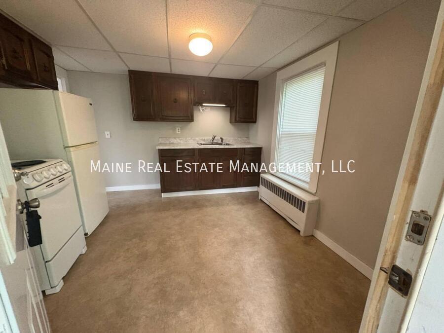101 Front St, Unit 3 in Old Town, ME - Building Photo