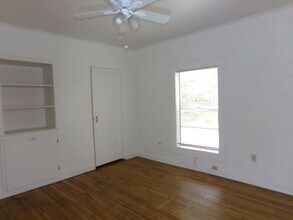 1501 Kirkwood Rd in Austin, TX - Building Photo - Building Photo