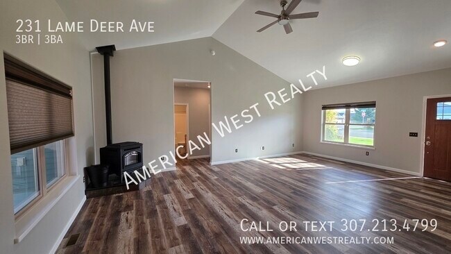 231 Lame Deer Ave in Cody, WY - Building Photo - Building Photo
