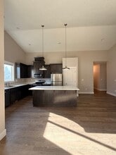 316 NE Alder Wy in Sublimity, OR - Building Photo - Building Photo