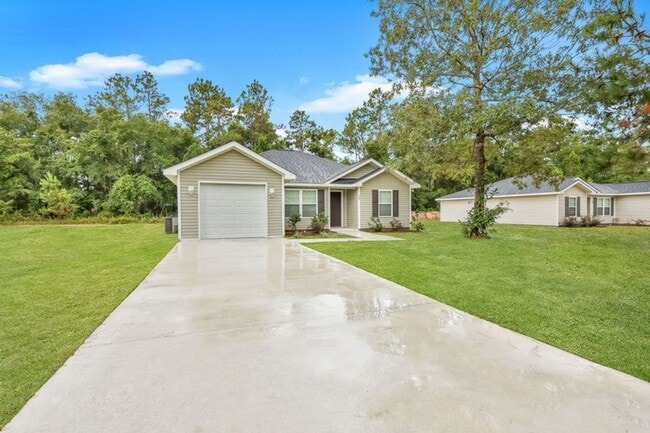 119 Villa Rd in Jesup, GA - Building Photo - Building Photo