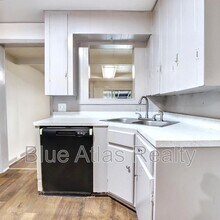 1714 NW Dallas St in Grand Prairie, TX - Building Photo - Building Photo