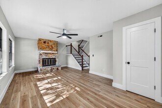 2943 Cathedral Ln in Charleston, SC - Building Photo - Building Photo