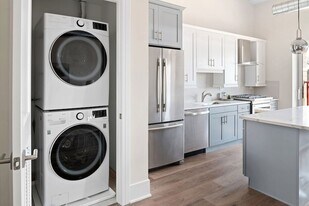 1609 N Rutherford Ave, Unit 106 in Chicago, IL - Building Photo