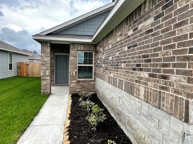 property at 25439 Northpark Lake Dr