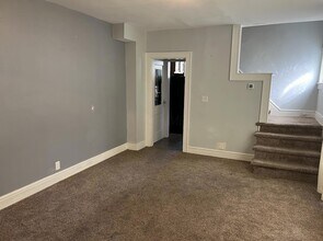 212 E Hudson St in Columbus, OH - Building Photo - Building Photo