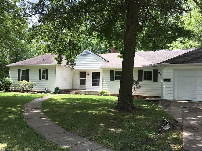 1212 S Lewis St in Kirksville, MO - Foto de edificio