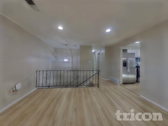 2965 S Eaton St, Unit 5-N in Denver, CO - Building Photo - Building Photo