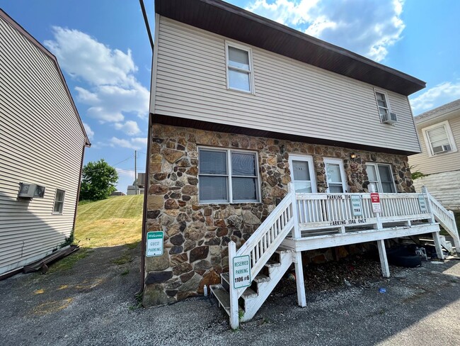 property at 1114 17th St